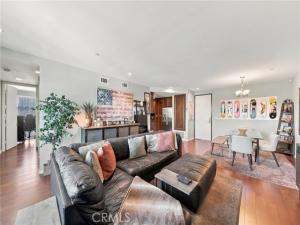 637 S Fairfax Avenue #401 Los Angeles CA 90036 | MLS #BB26230793 45 MLS #BB26230793 image #0