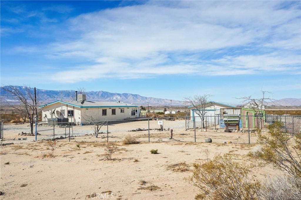 MLS #CV25036310 image #0