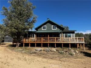 MLS #CV25082633 image #0