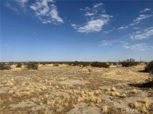 MLS #CV25083086 image #0