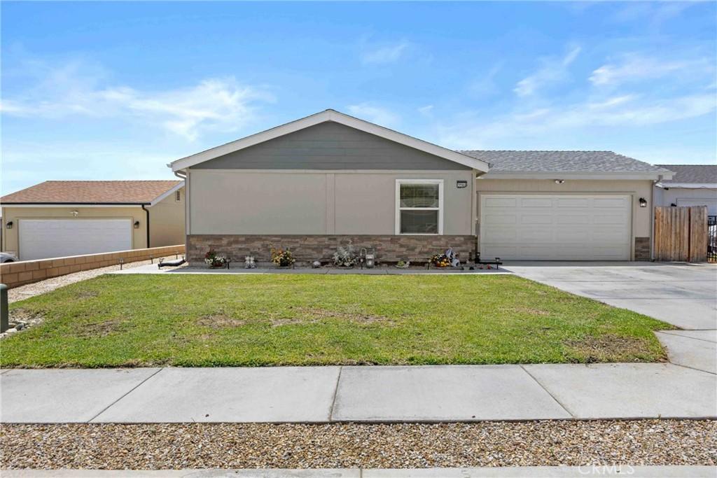 MLS #CV25104158 image #0