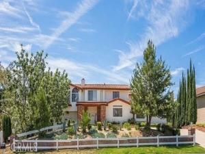 MLS #CV25108010 image #0