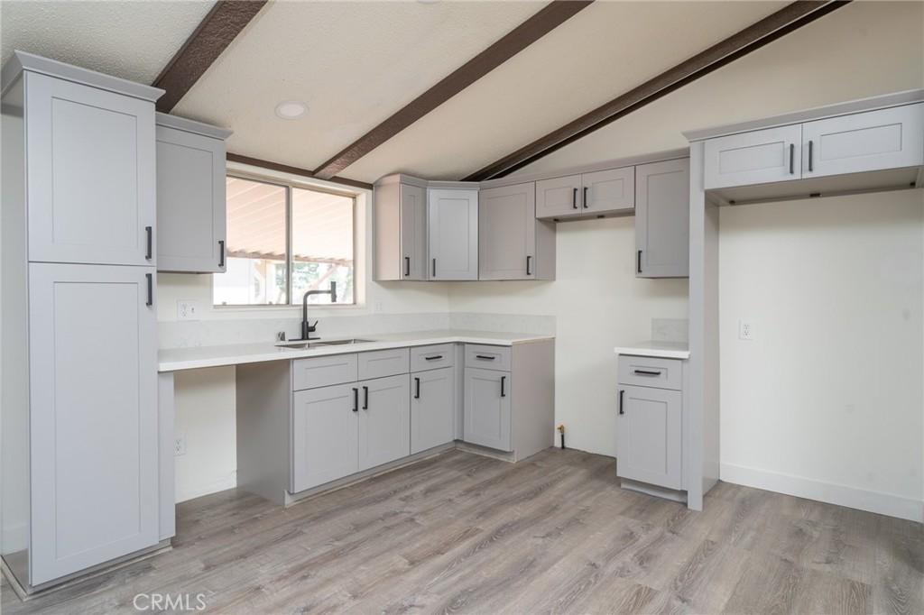 MLS #CV25109327 image #0