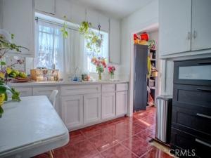 MLS #CV25119023 image #0