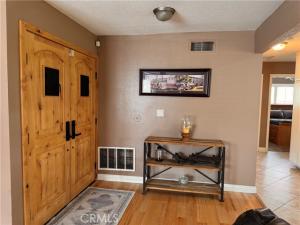 MLS #CV25124470 image #0