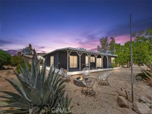 MLS #CV25136045 image #0