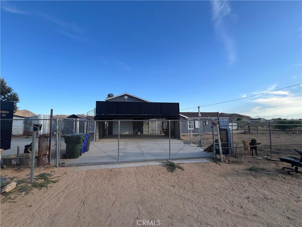 MLS #CV25136701 image #0