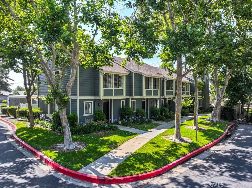 MLS #CV25145006 image #0