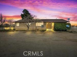 MLS #CV25153173 image #0