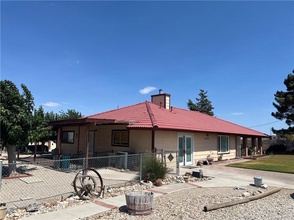 MLS #CV25160558 image #0