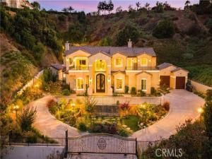 MLS #CV25164339 image #0