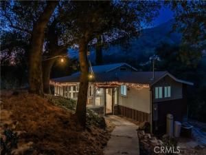 MLS #CV25168380 image #0