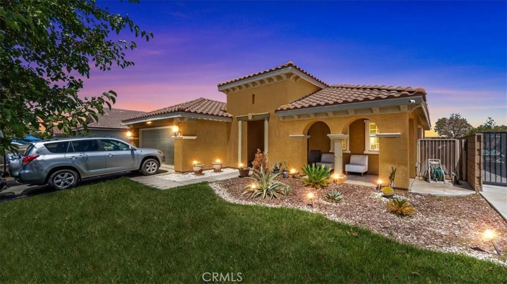 MLS #CV25169324 image #0