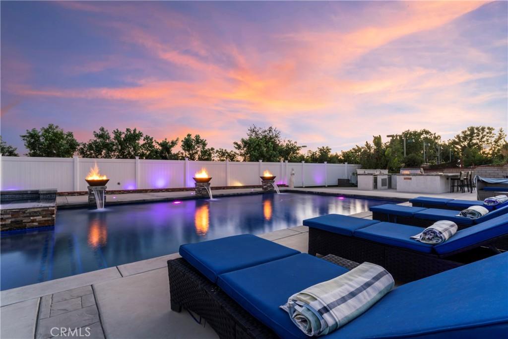 MLS #CV25171009 image #0