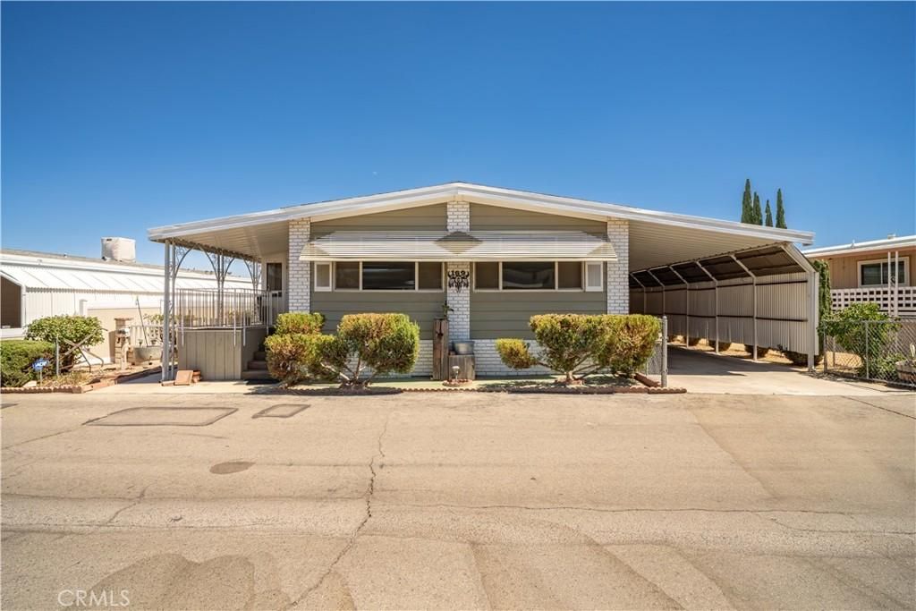 MLS #CV25180752 image #0