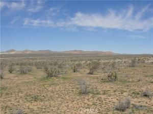 MLS #CV25181966 image #0