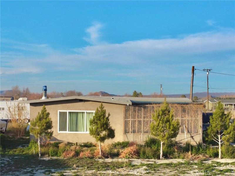 MLS #CV25185779 image #0