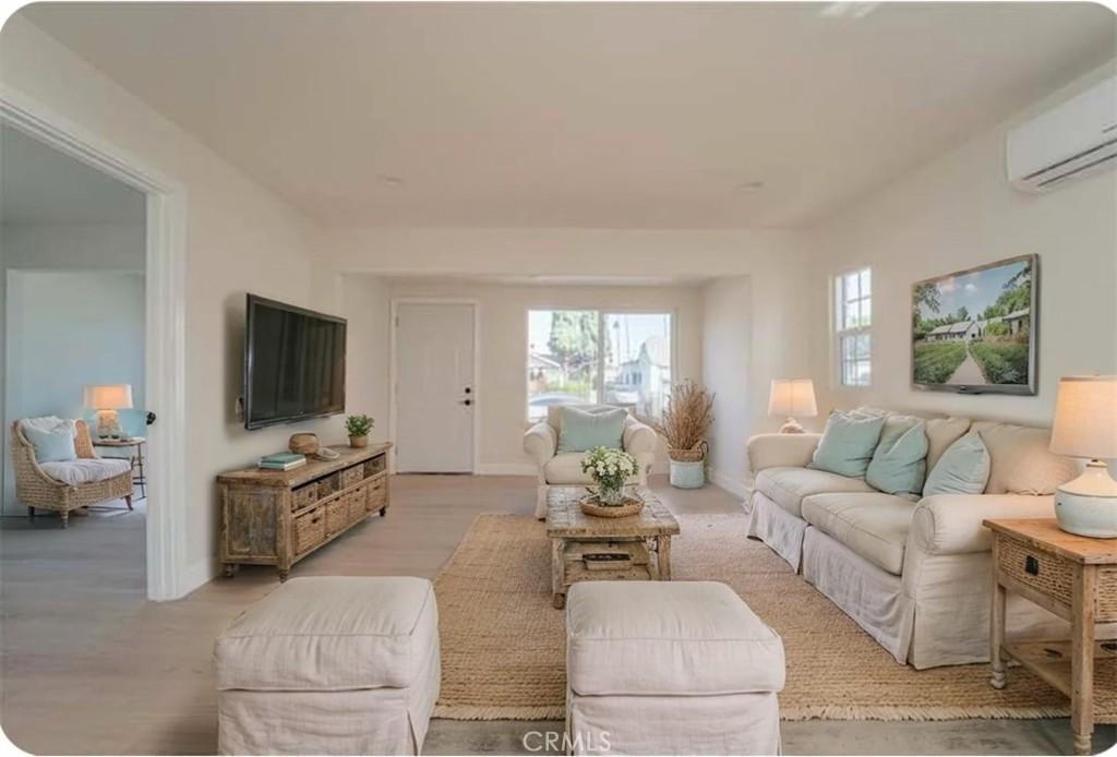 MLS #CV25187567 image #0