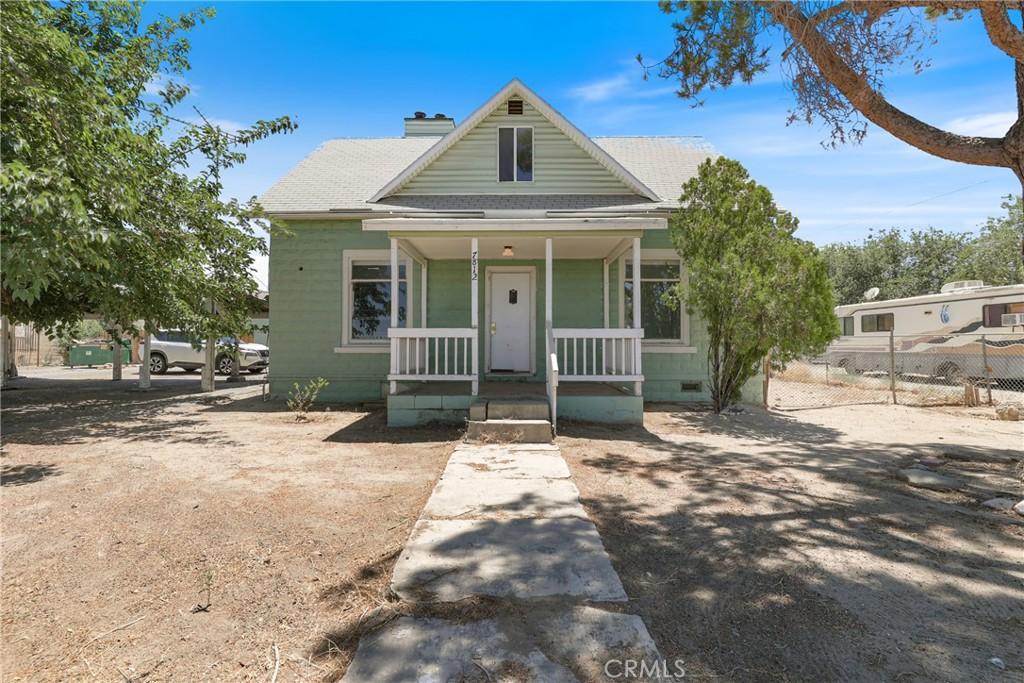 MLS #CV25188291 image #0