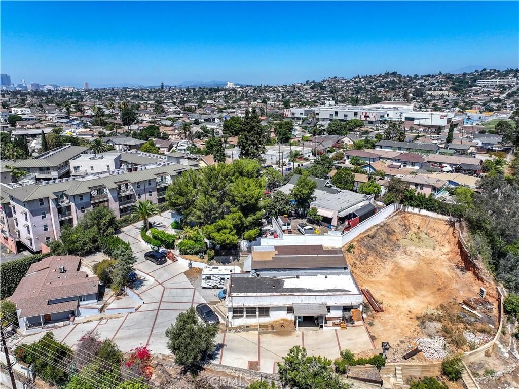 MLS #CV25191293 image #0