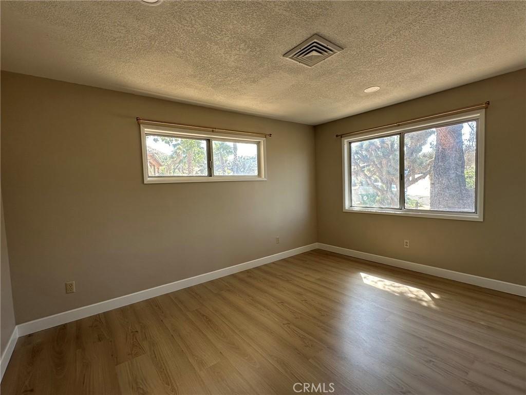 MLS #CV25191355 image #0