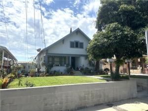 MLS #CV25191557 image #0