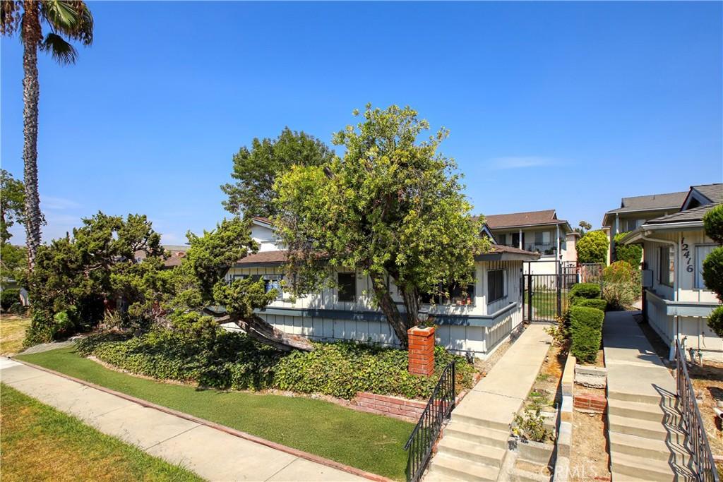 MLS #CV25191863 image #0