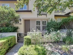 MLS #CV25192086 image #0