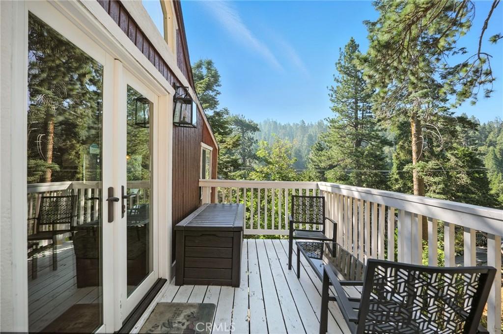 MLS #CV25196513 image #0