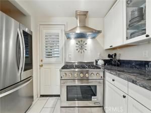 MLS #CV25204865 image #0