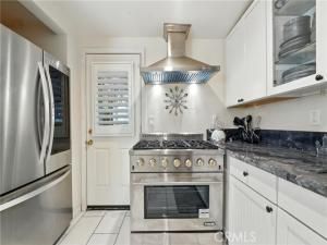 MLS #CV25204865 image #0