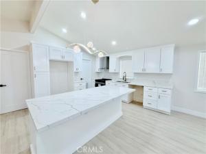 MLS #CV25206345 image #0