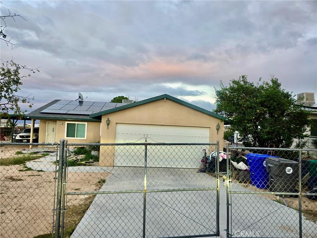 MLS #CV25216401 image #0