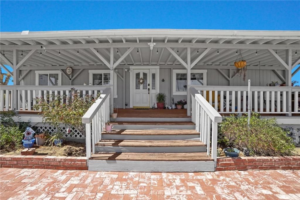 MLS #CV25216775 image #0