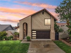 MLS #CV25217291 image #0