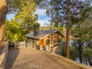 MLS #CV25217790 image #0