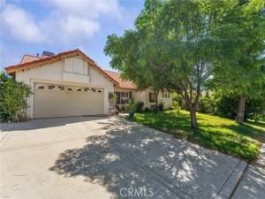 MLS #CV25218249 image #0