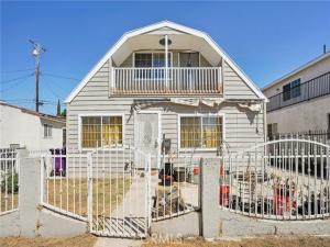 MLS #CV25218571 image #0