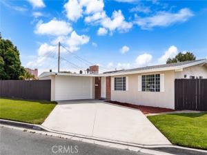 MLS #CV25218583 image #0