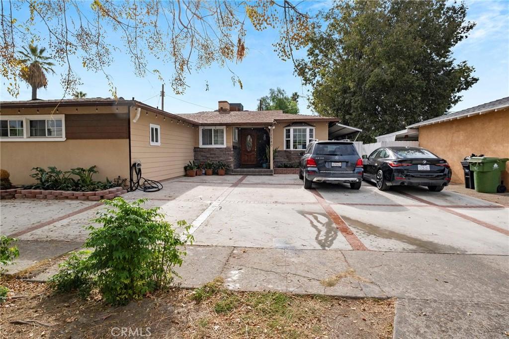 MLS #CV25219046 image #0