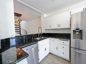 MLS #CV25221159 image #0