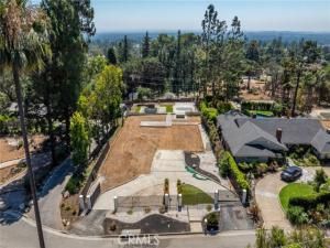 MLS #CV25221267 image #0