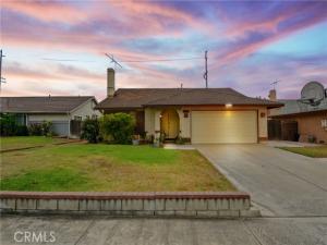 MLS #CV25221850 image #0