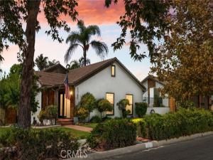 MLS #CV25222628 image #0