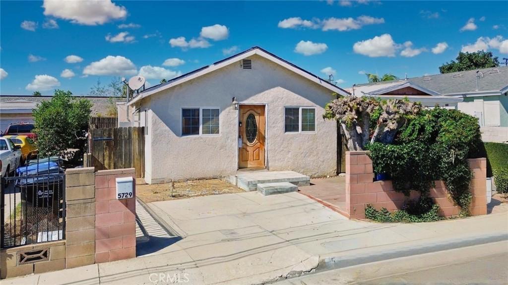 MLS #CV25223192 image #0