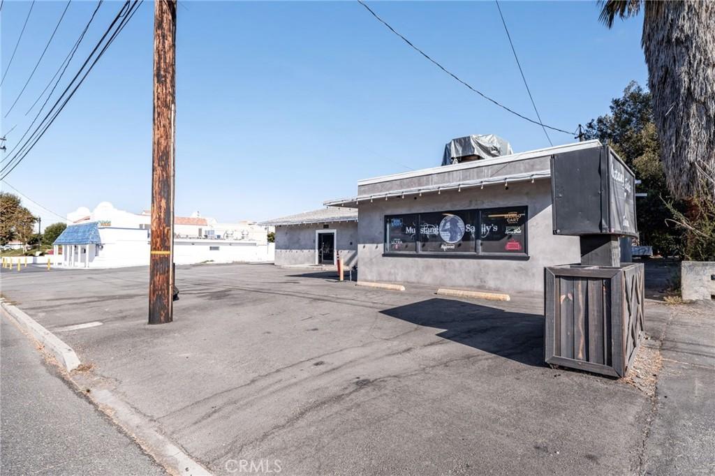 MLS #CV25223379 image #0