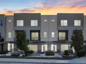 MLS #CV25223471 image #0