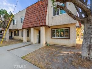 MLS #CV25226106 image #0