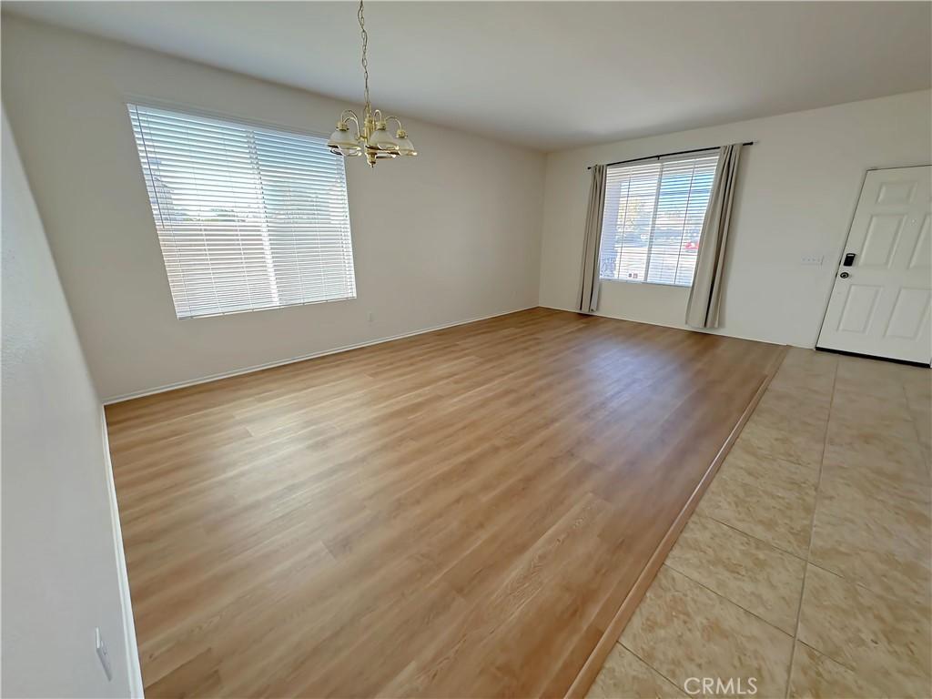 MLS #CV25226253 image #0