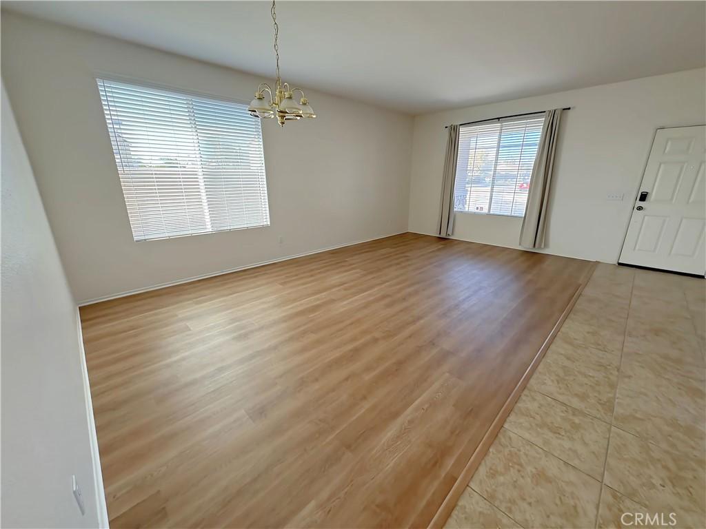 MLS #CV25226253 image #0